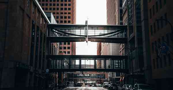 智能分拣机器人优缺点